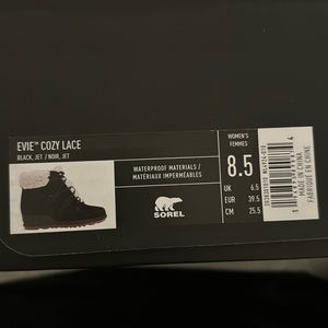 Women’s sorel cozy lace booties! NEVER WORN